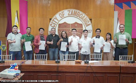 Zamboanga mayor swears in 4 new village officials .